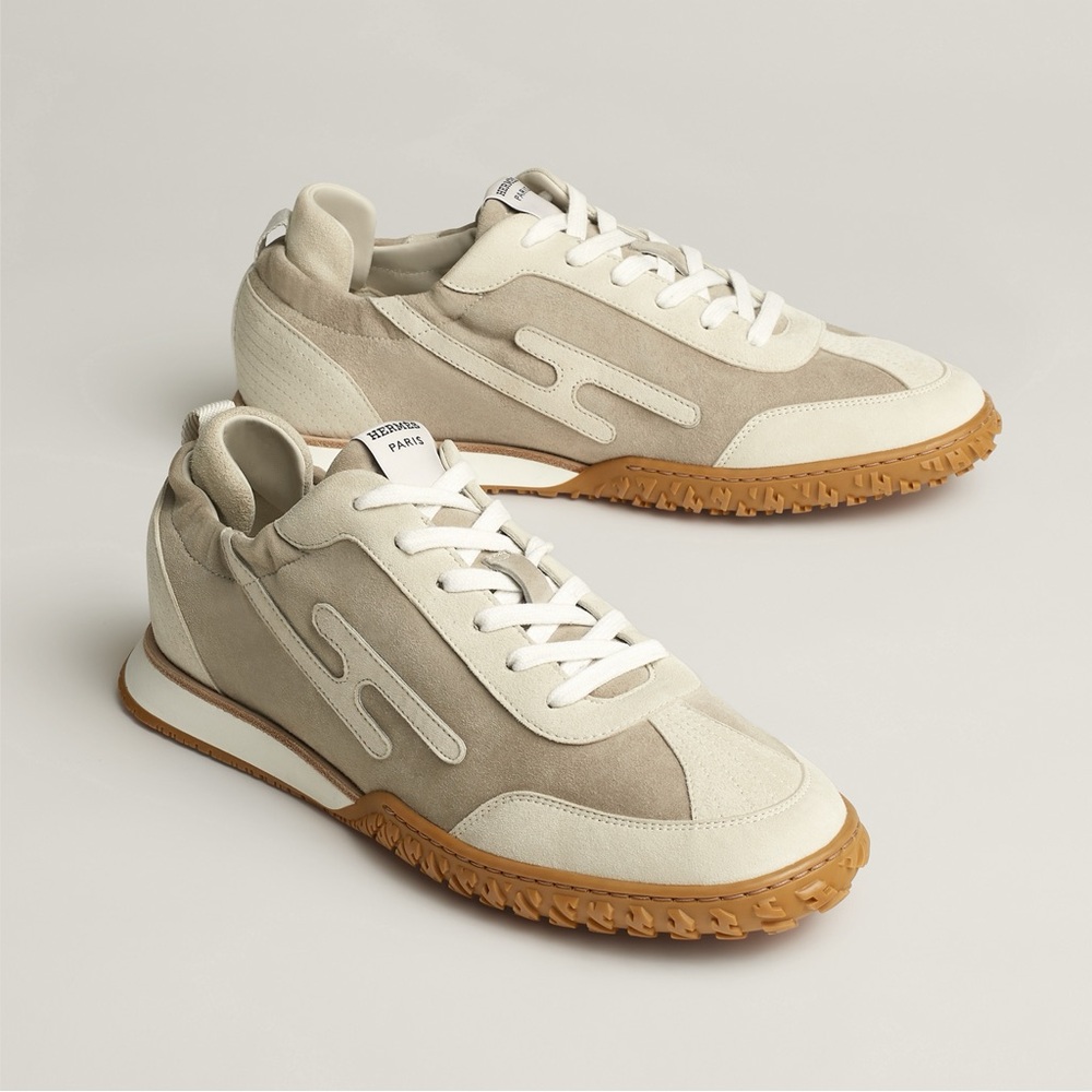 Hermès Gray and White Casual Sneakers